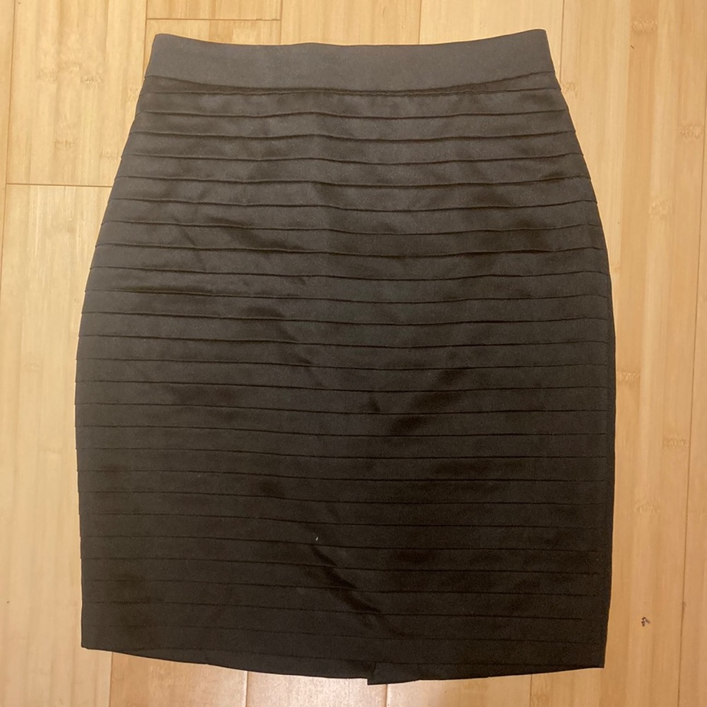 H&M Black Pencil Skirt US Size 8